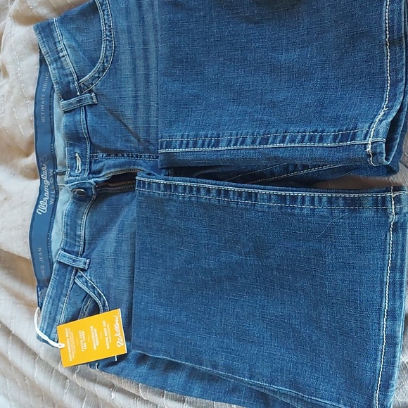 Women's Wrangler Willow Jean - Picture 4 of 7